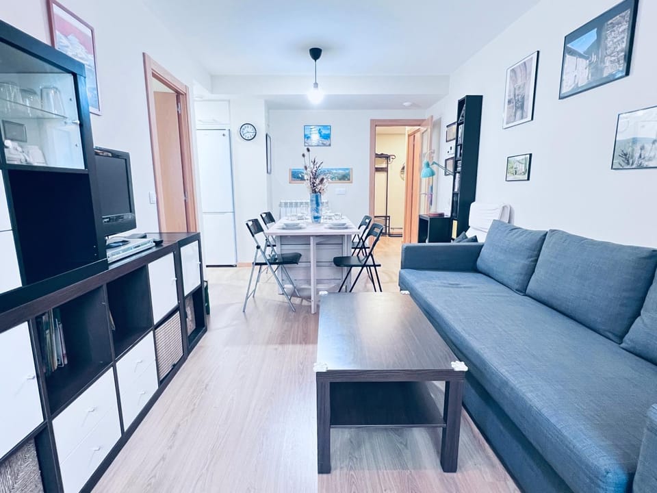 TV and multimedia, Dining area, Evening entertainment