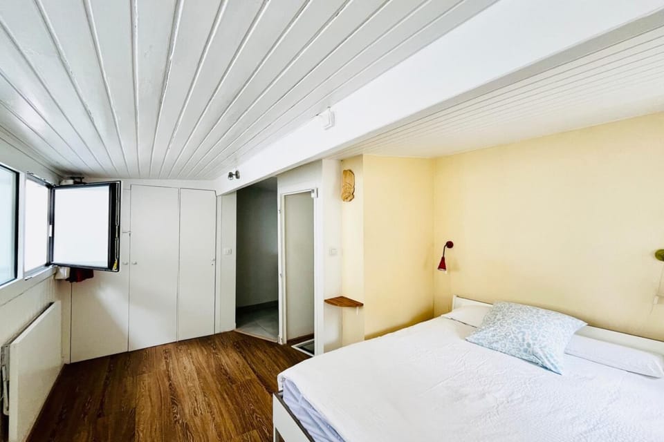 Oberkampf 11th Bohemian Apartment with Hammock managed by Mey Agency House in Paris