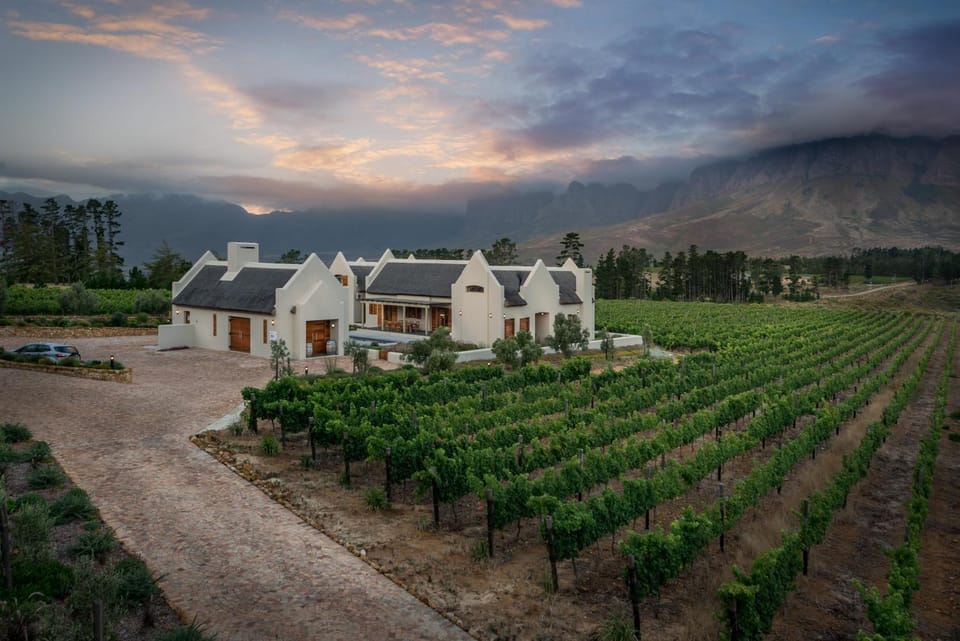 Property building, Spring, Natural landscape, Garden, Garden view, Mountain view, Sunset
