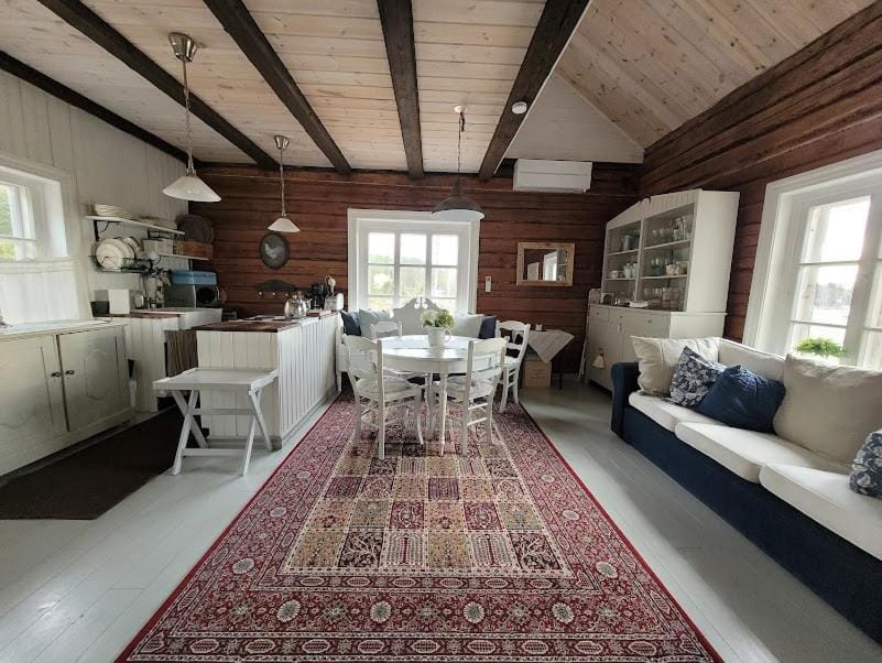 Living room, Seating area, Dining area