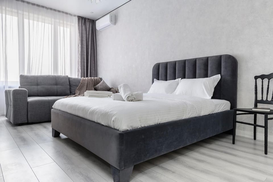 Bed, Living room, Bedroom