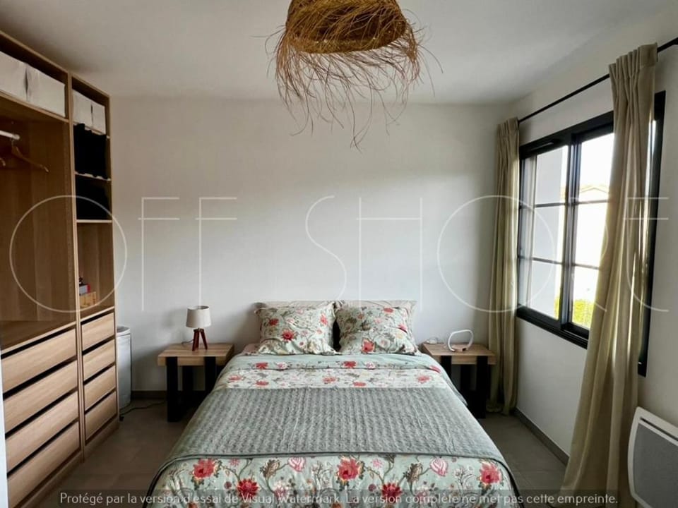 Off Shore Apartment in Le Porge