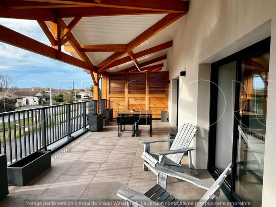 Off Shore Apartment in Le Porge