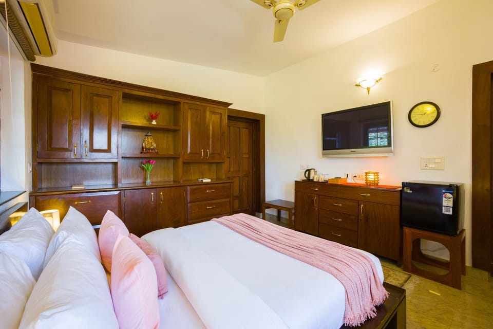 Alaya Stays Farm Naturelle Serene 3-BHK Farmhouse With Garden, Orchards & Terrace Near Jim Corbett Villa in Uttarakhand
