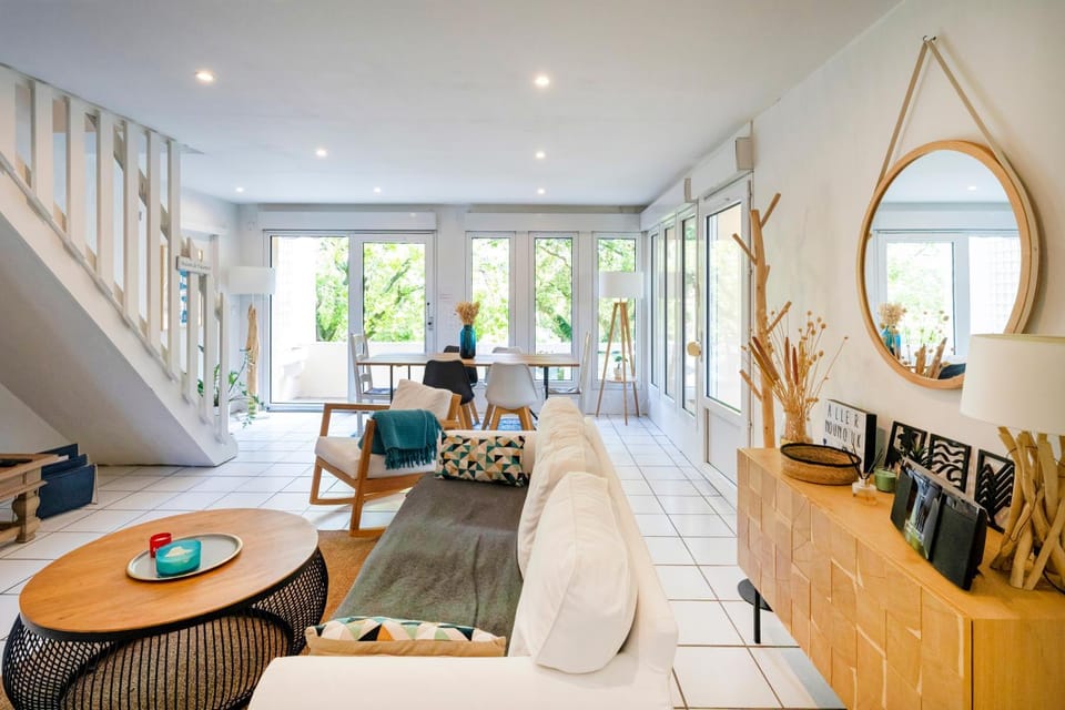 Property building, Living room