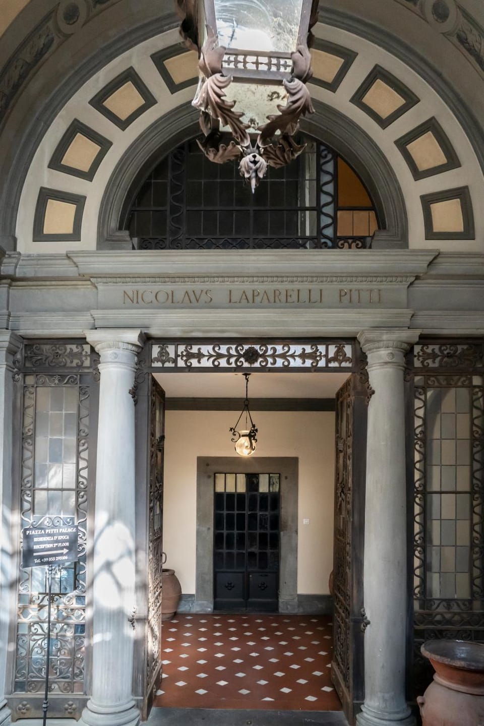 Property building, Facade/entrance