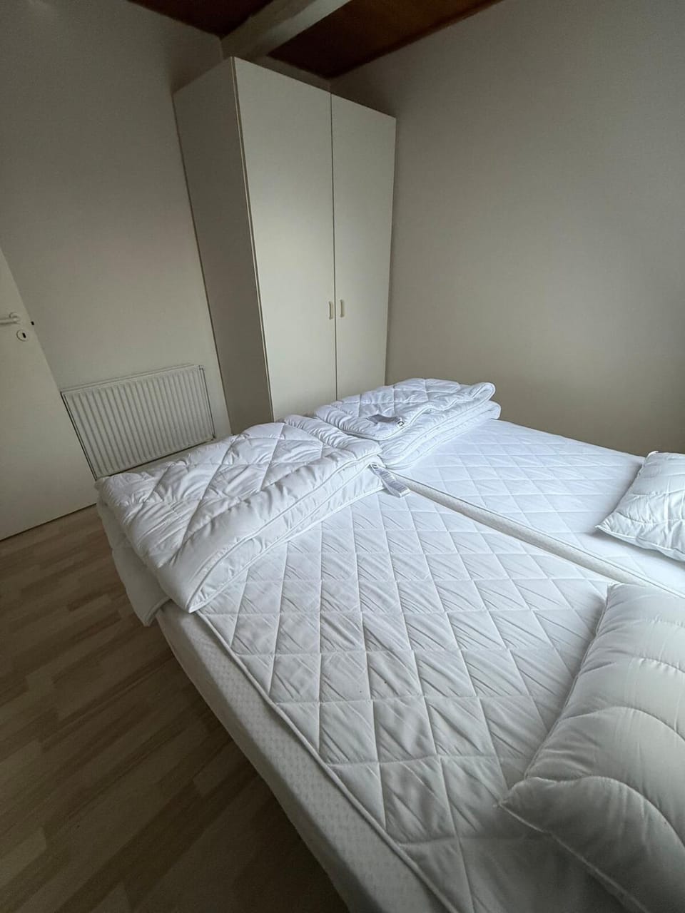 Bed, wardrobe