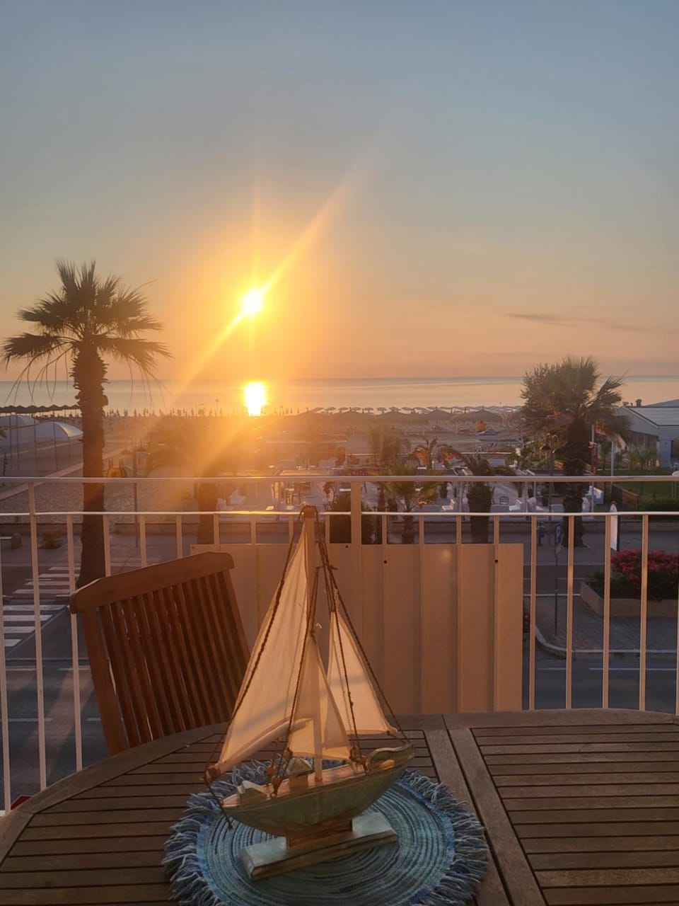Balcony/Terrace, Sea view, Sunrise