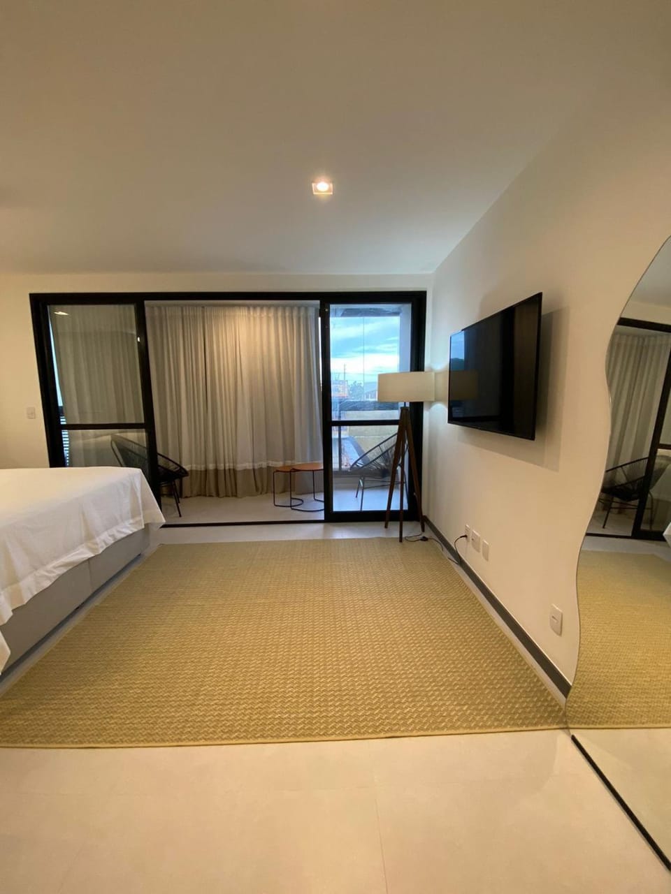 Communal lounge/ TV room, Bed, TV and multimedia, Photo of the whole room, Bedroom