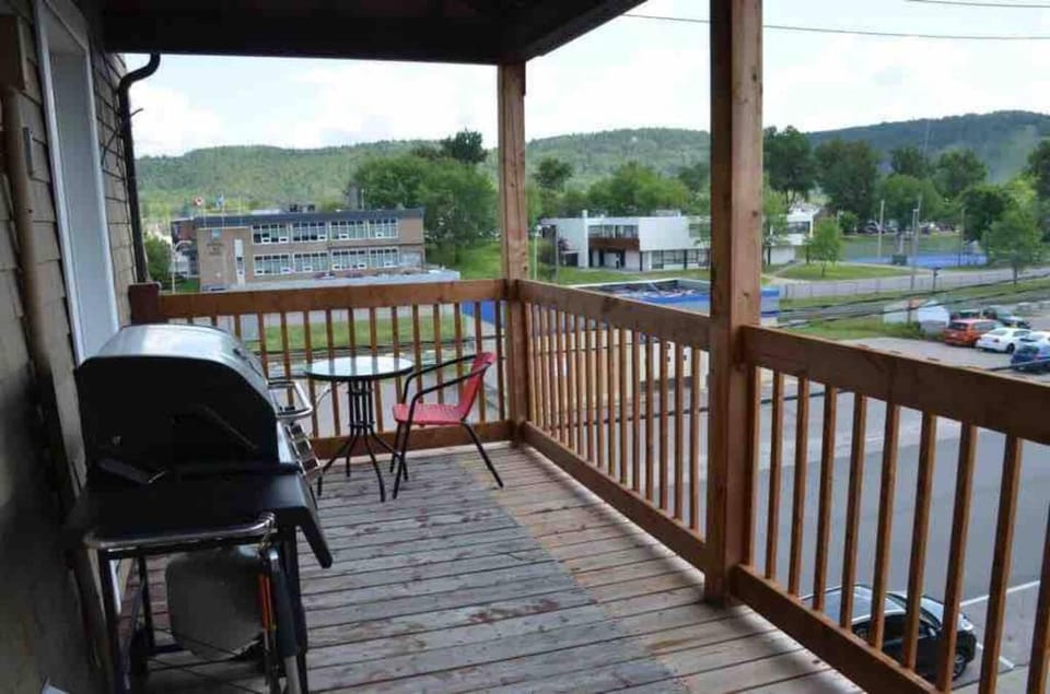 Logement voyageurs ou travailleur 501 Apartment in La Tuque