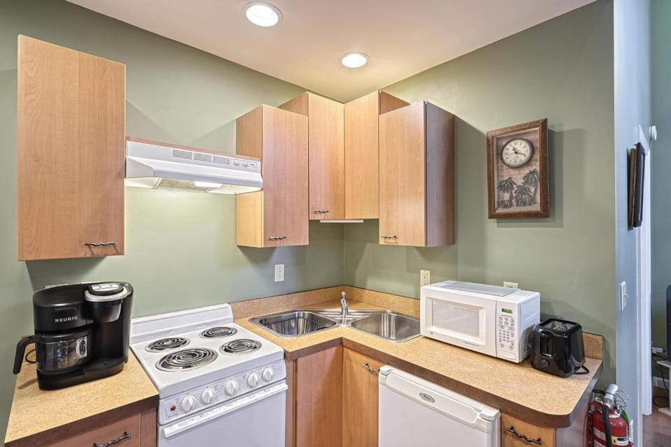 Suites On Chocolate - The Zoo Apartment in Hershey