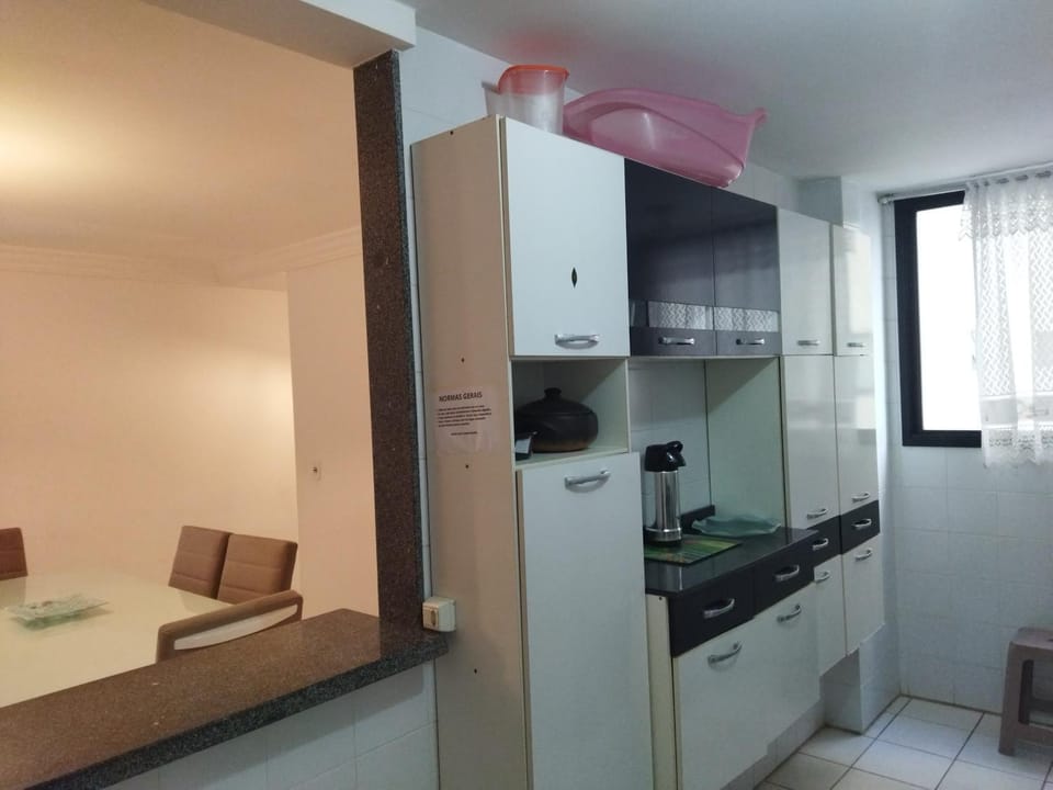Praia, Mercado e Farmácia Apartment in Guarapari