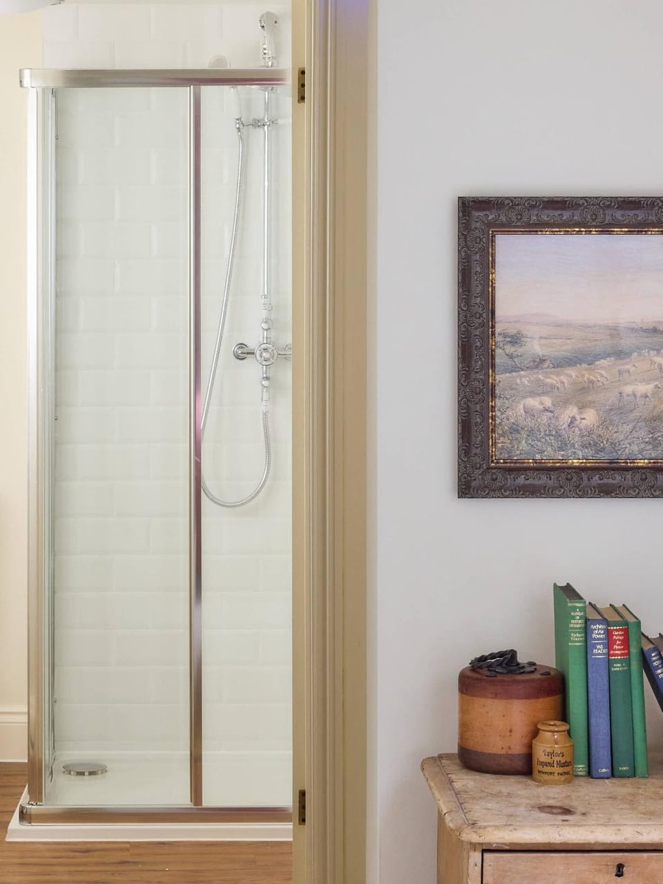 The Bat and Ball Hotel in South Oxfordshire District