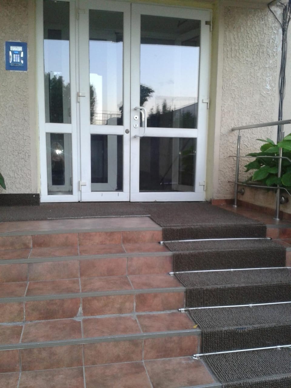 Facade/entrance, acessibility