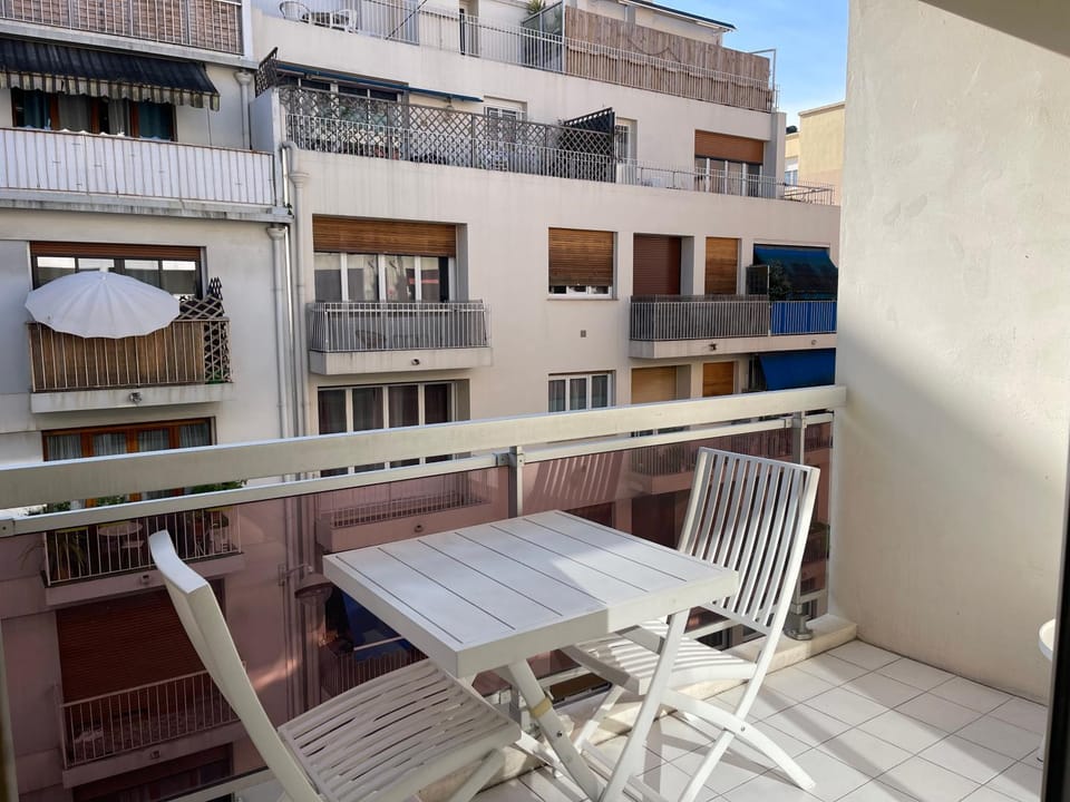 apppartement avec terrasse - 2 à 4 personnes Apartment in Nice