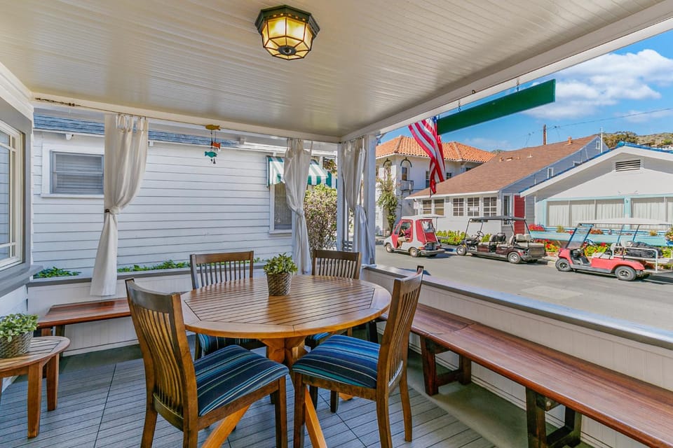 234CL 234 Claressa Ave House in Avalon