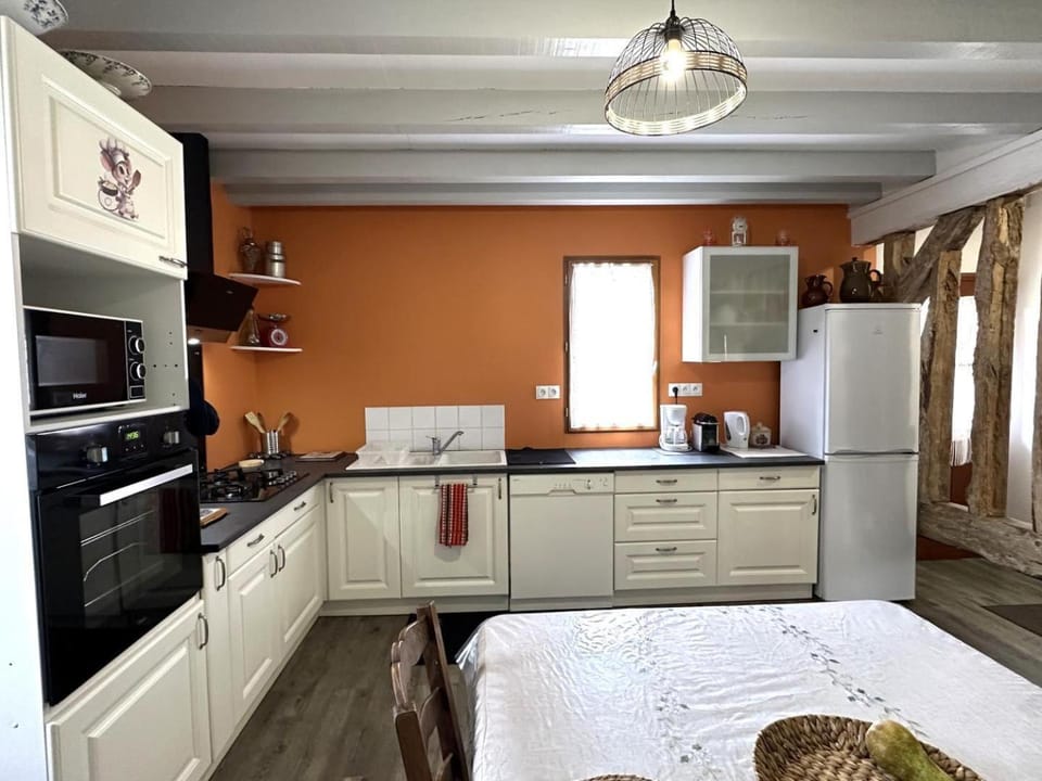 Riban House in Nouvelle-Aquitaine