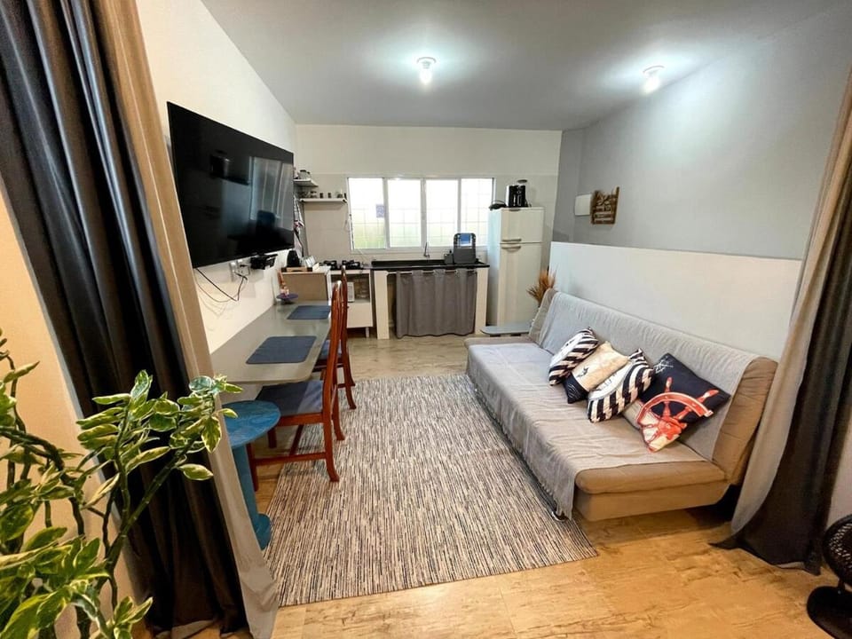 TV and multimedia, Living room, Dining area, stove