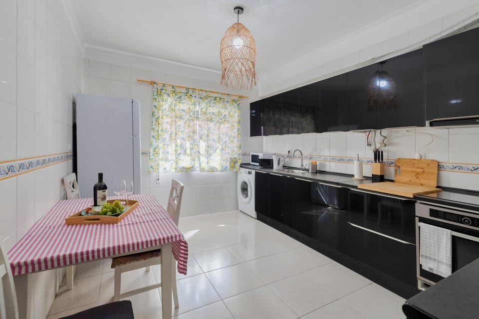 Lucia House - By Y Concept Apartment in Setúbal Municipality