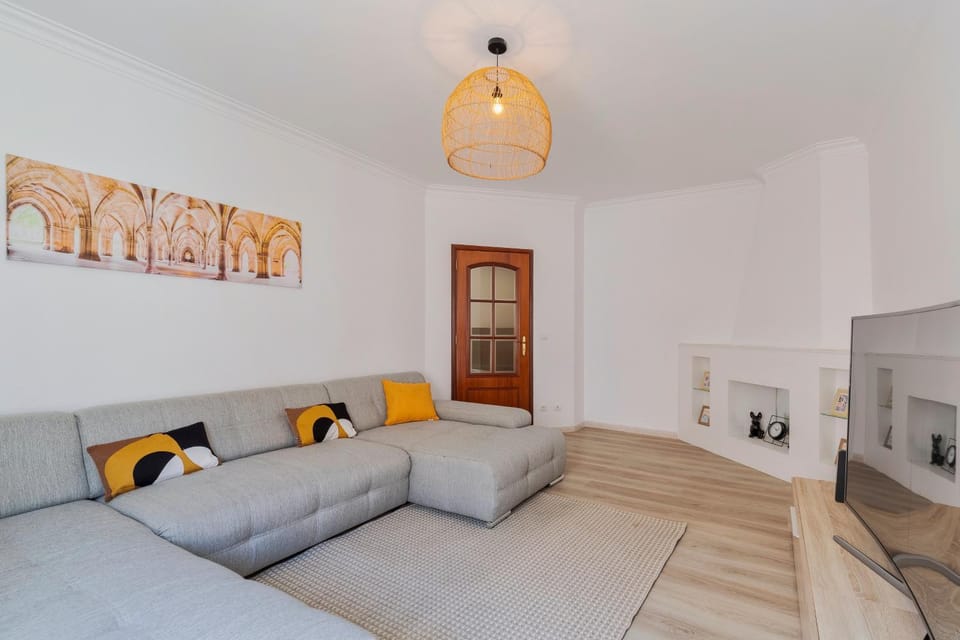 Lucia House - By Y Concept Apartment in Setúbal Municipality
