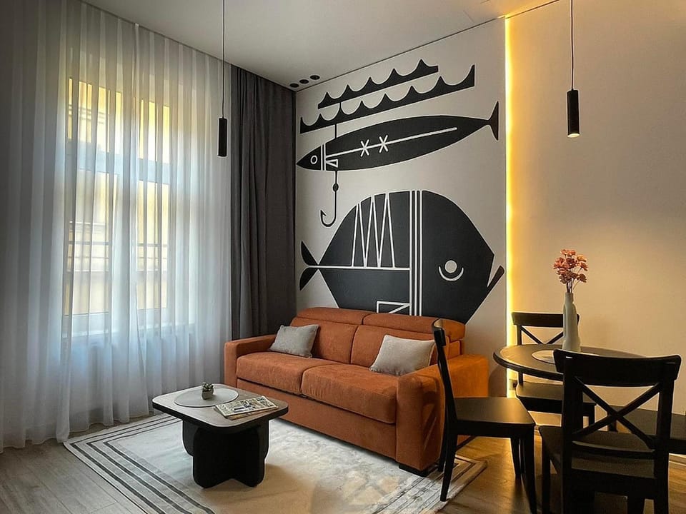 Living room, Dining area