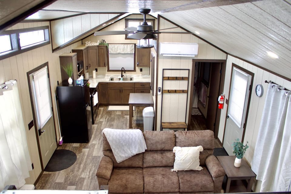 White Pine Cottage House in Illinois
