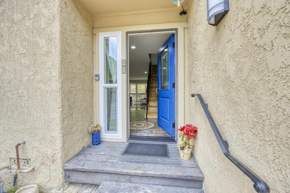 28SV 28 Sol Vista House in Avalon