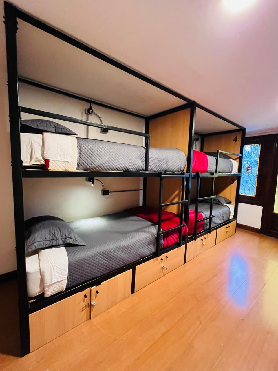 Bed, Balcony/Terrace, Photo of the whole room, Bedroom, bunk bed, Public Bath, internet, internet