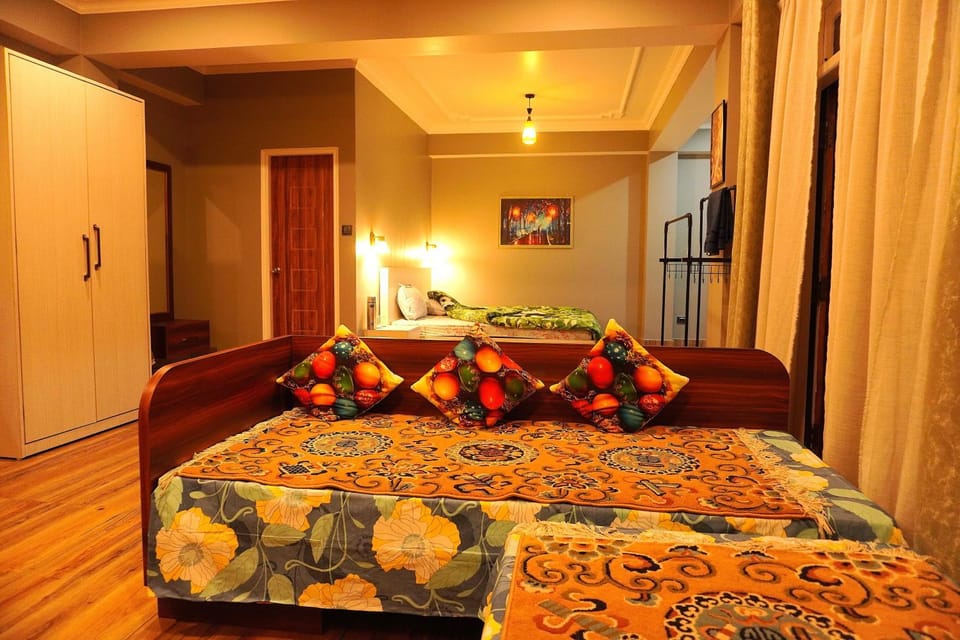 Nabhasa Courtyard Family Home and 2 BHK Apartments Mountain View Stay in Gangtok, Sikkim Vacation rental in India