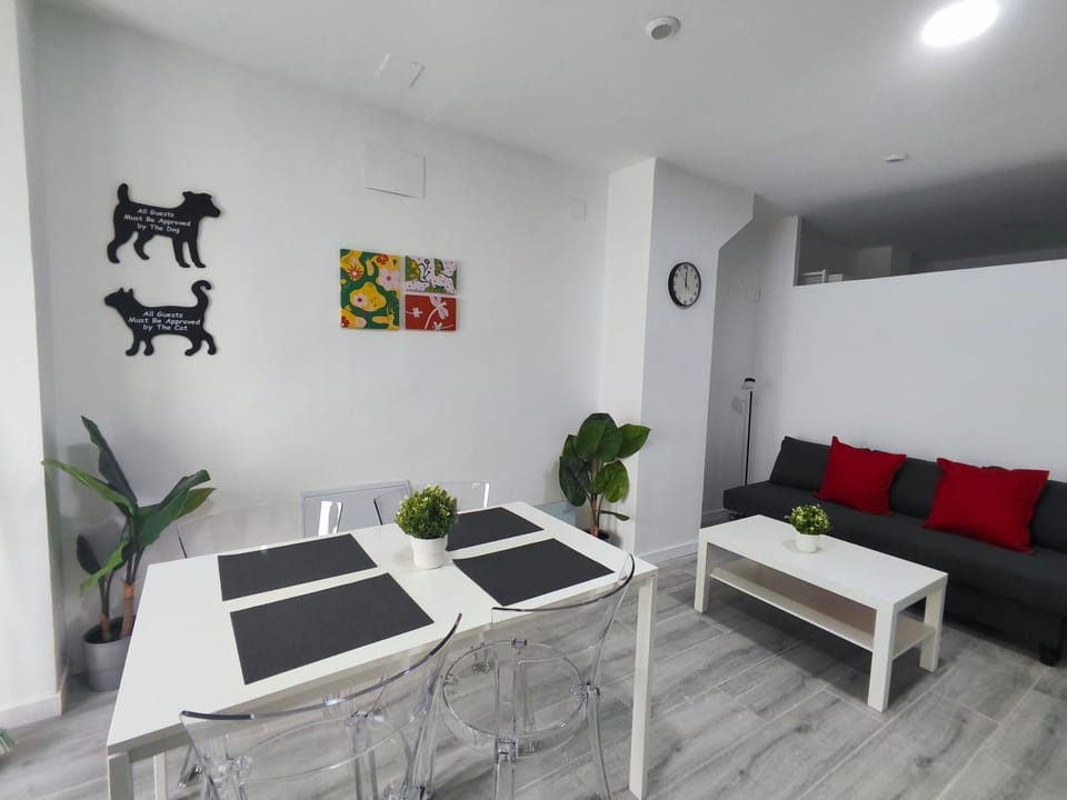 Living room, Dining area