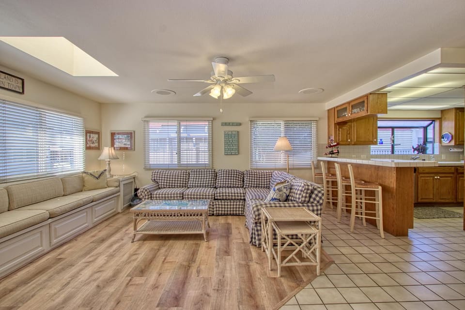 316CL 316 Claressa House in Avalon