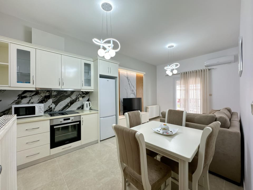 Kitchen or kitchenette, Dining area, microwave, oven, stove, kitchen, air conditioner
