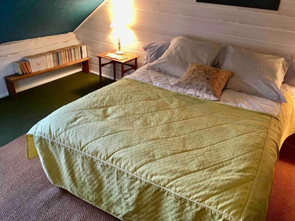 Maison de village avec grand jardin House in Chaumont-sur-Tharonne