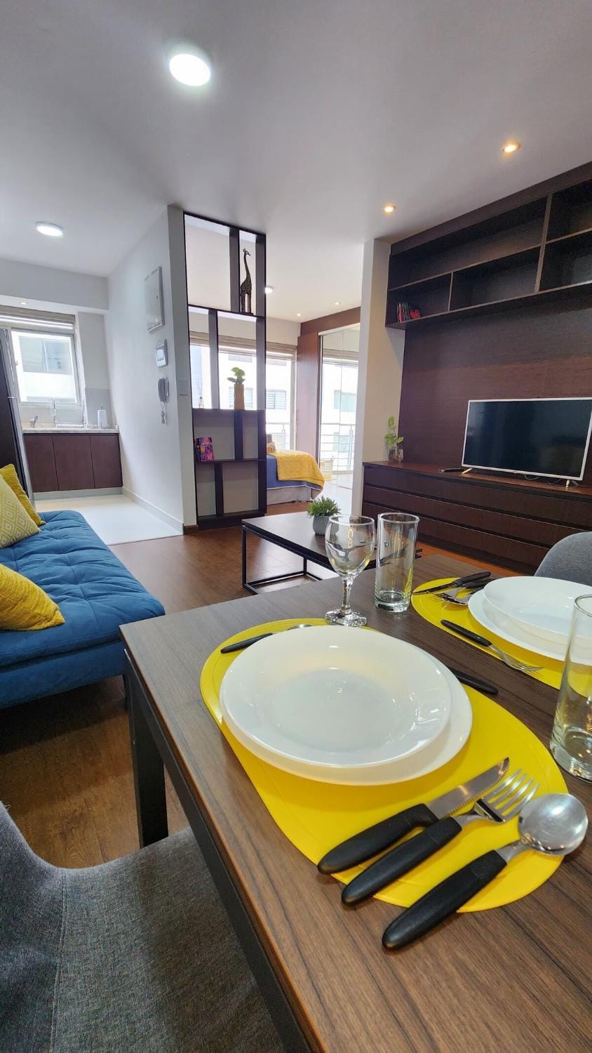 Living room, Seating area, Dining area