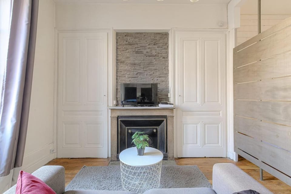 Joli studio fonctionnel, 2 personnes, Charpennes Apartment in Villeurbanne