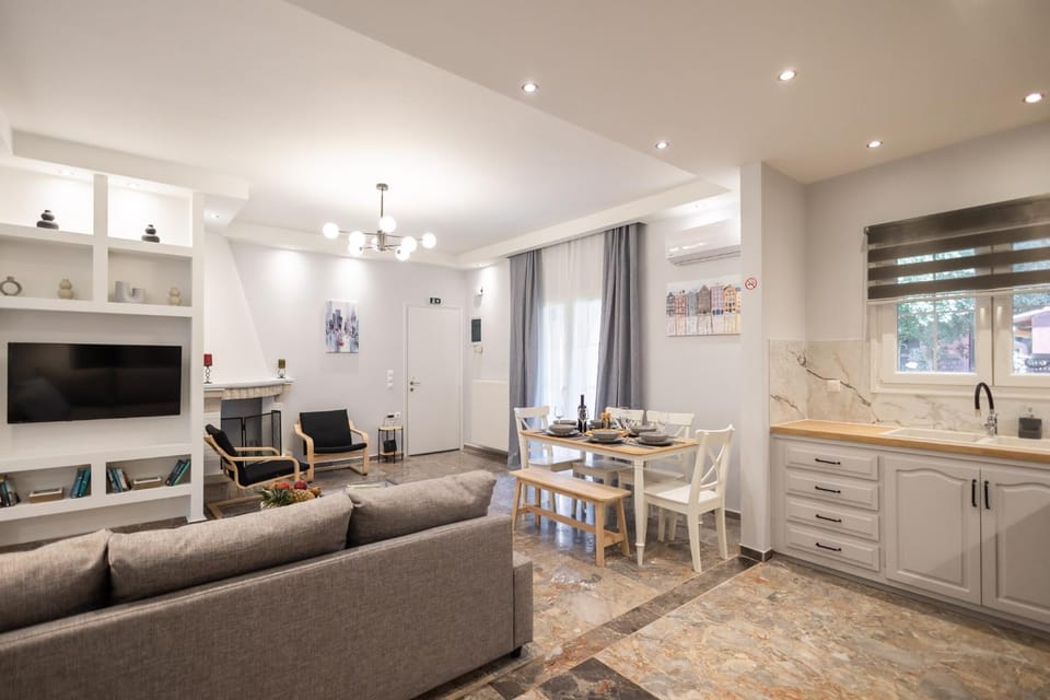 Athena Lux Maison Apartment in Corfu
