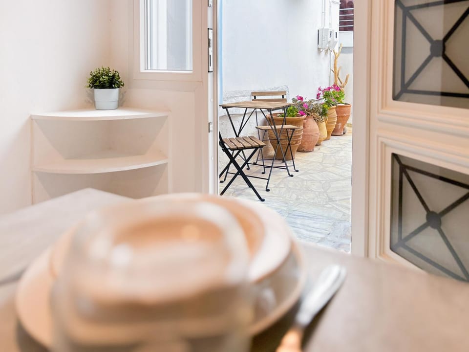 Patio, Seating area