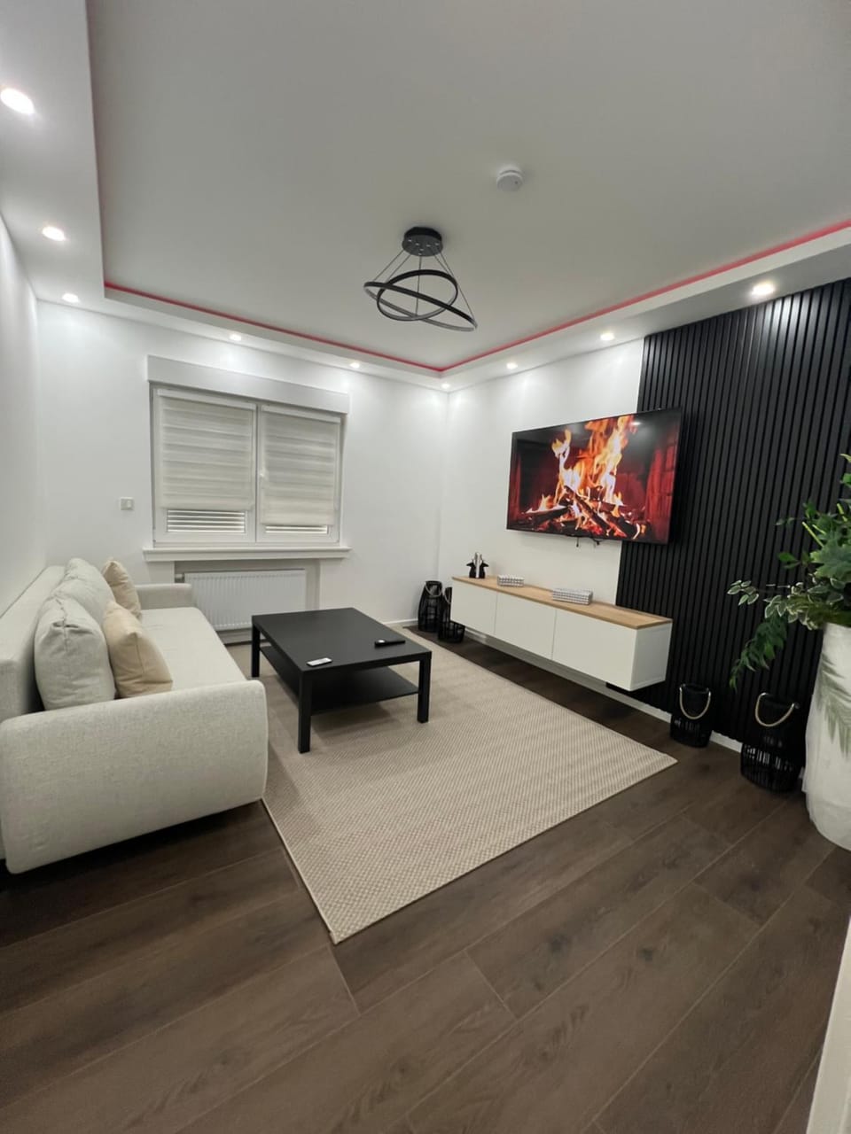 Communal lounge/ TV room, TV and multimedia, Living room, Seating area