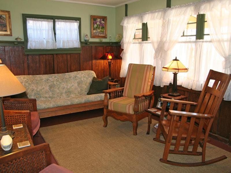 329CA 329 Catalina House in Avalon