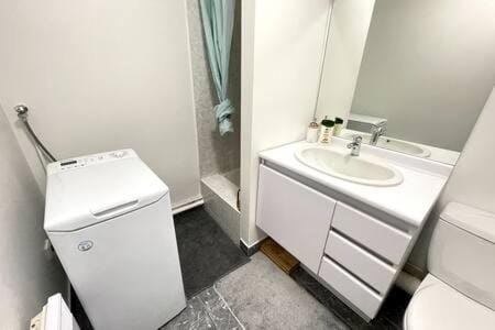 Bleuzen - CI - Parisian Cosy Studio Apartment in Vanves