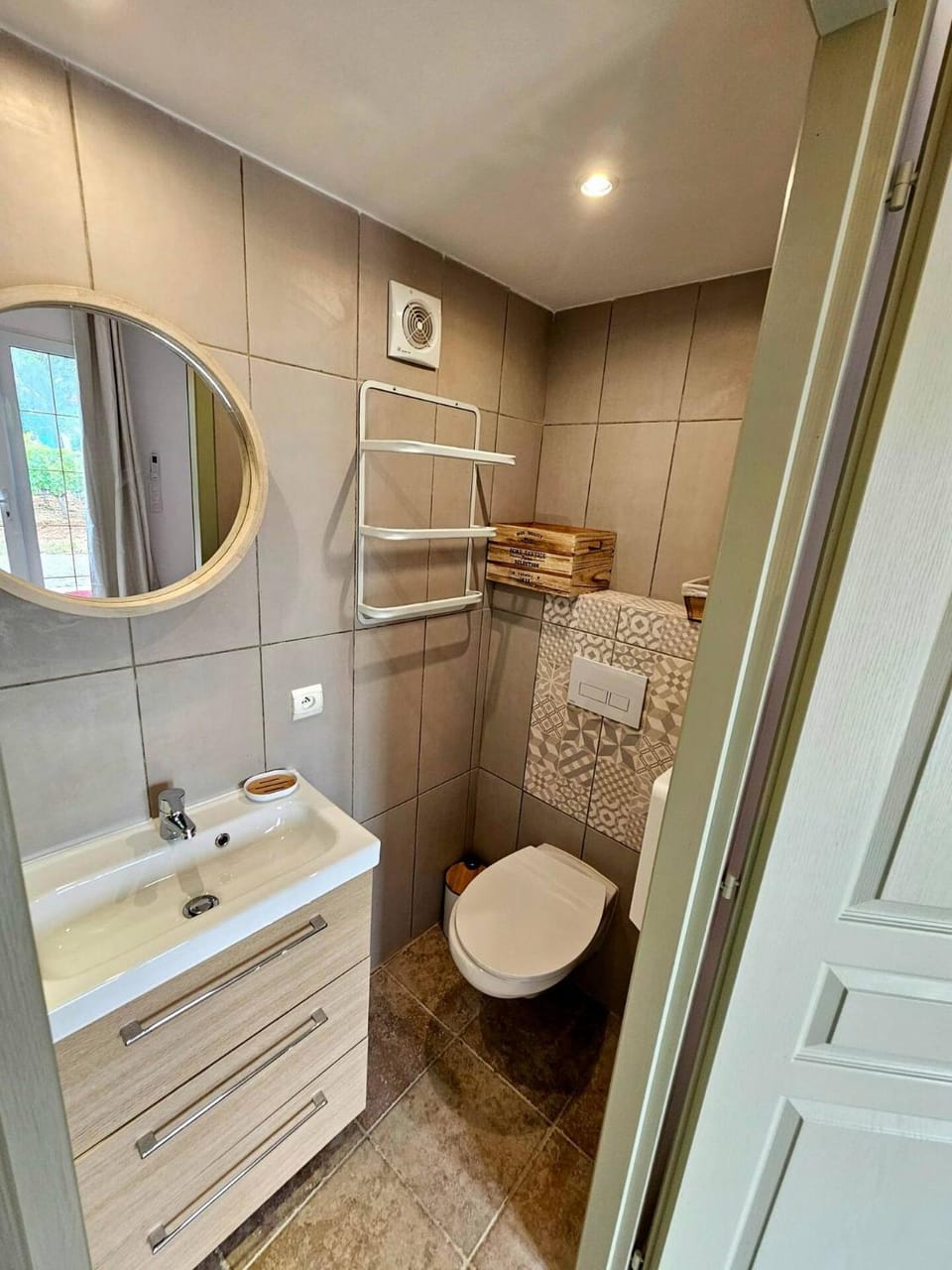 Toilet, Bathroom
