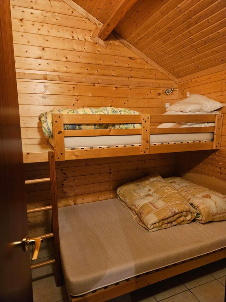 L'Auberge Saint Santin Cantales Bed and Breakfast in Auvergne-Rhône-Alpes