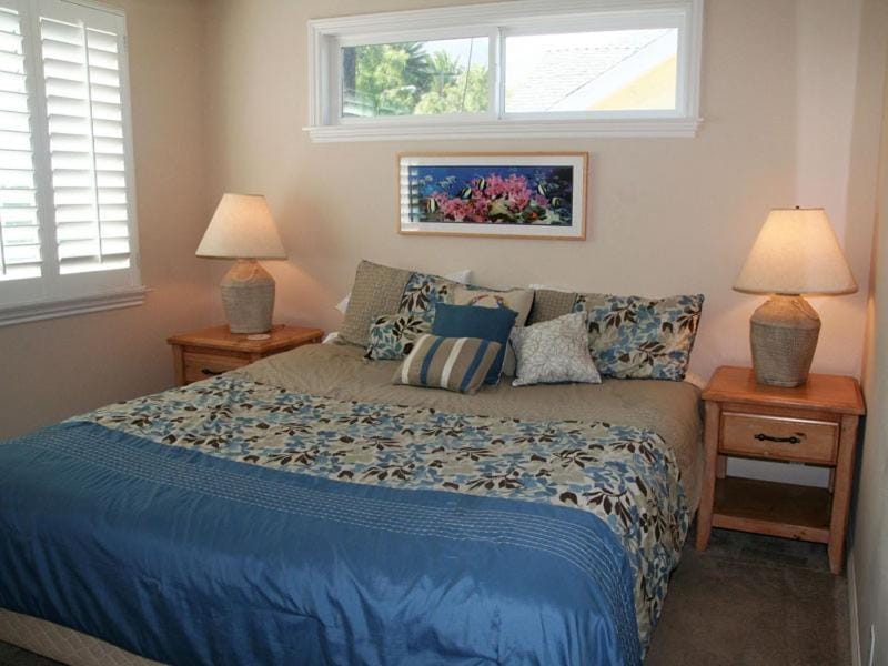 357CL 357 Claressa Ave House in Avalon