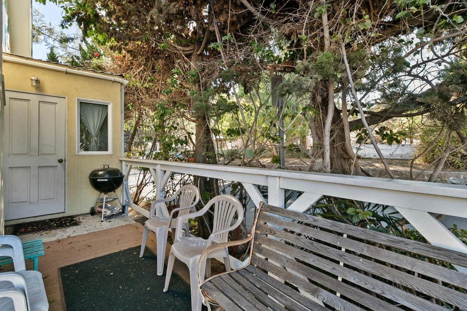 358D 358 Descanso Ave House in Avalon