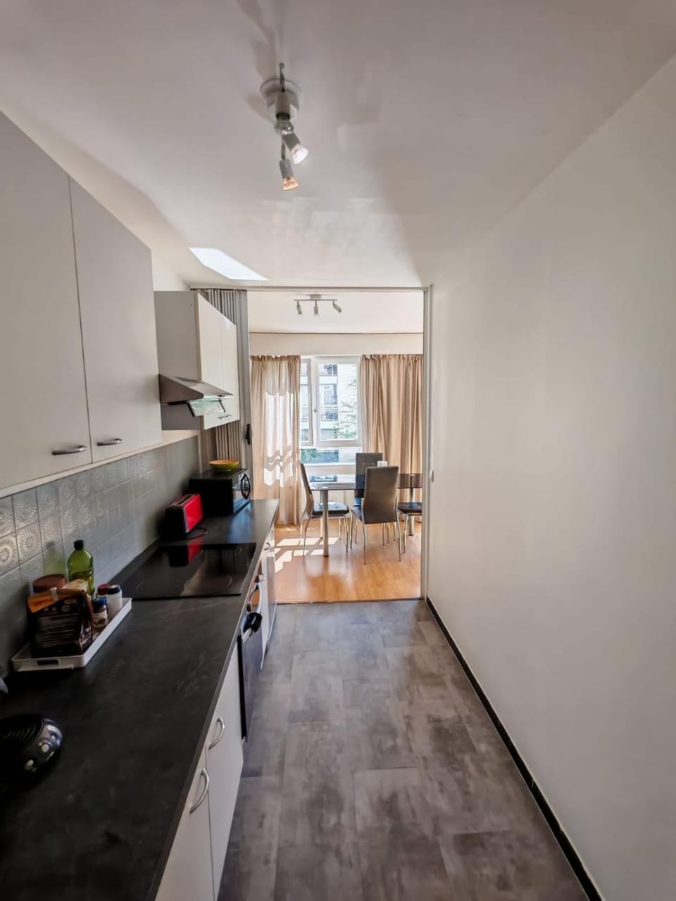 microwave, oven, stove, kitchen