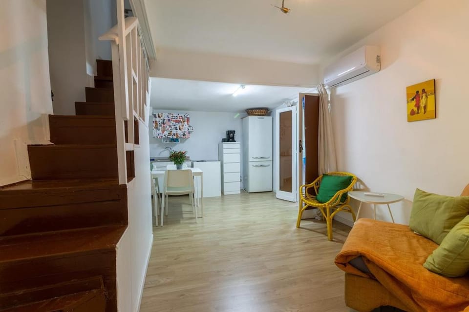 A' casarell' e Lell' Apartment in Naples