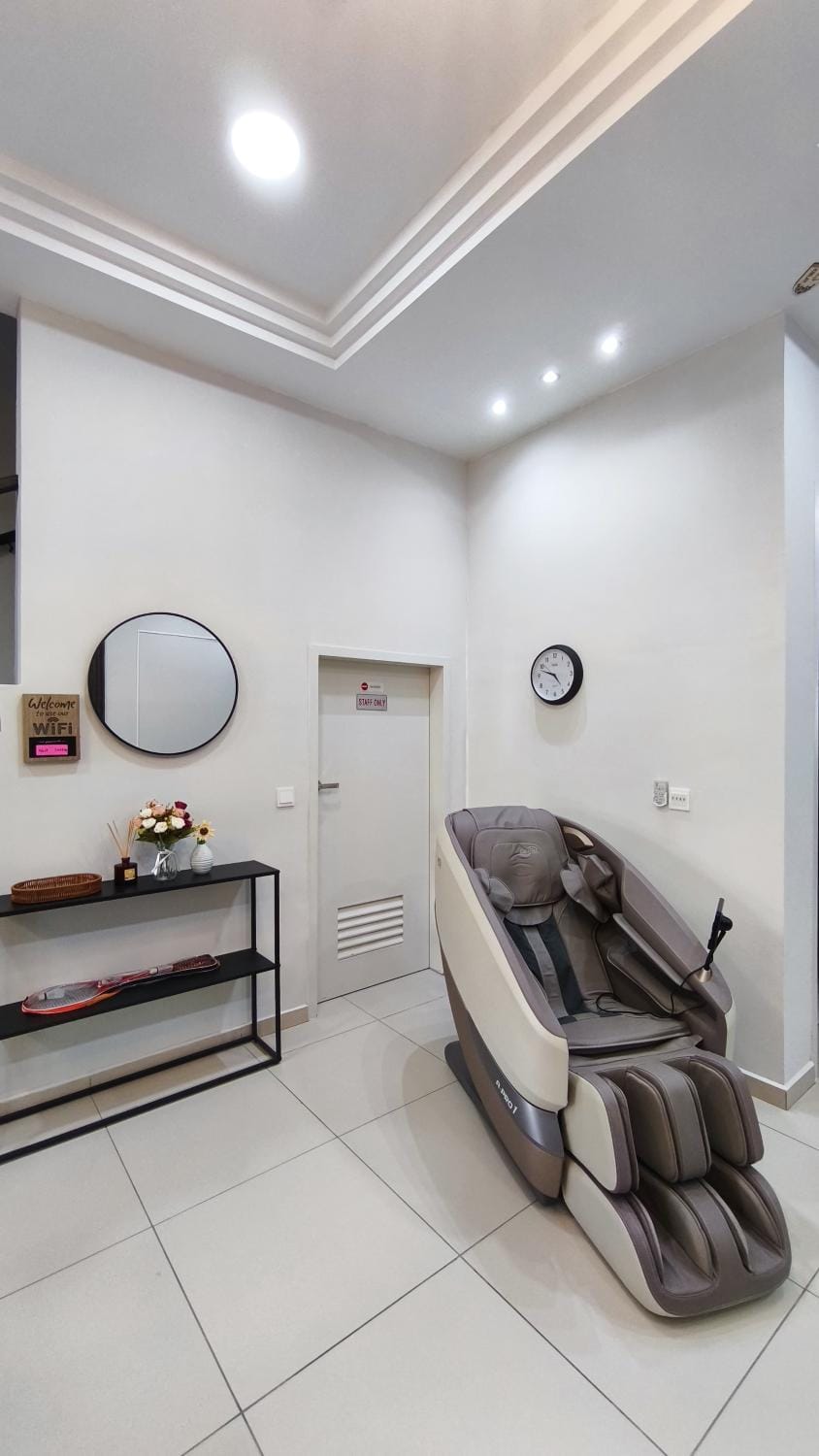 The Nest Guest House with Massage Chair House in Malacca