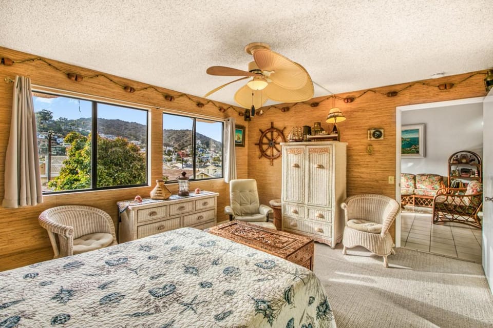 Bahia Vista A23 House in Avalon