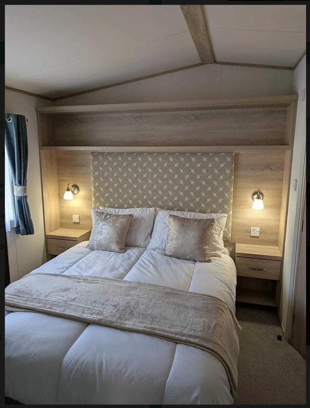 Holiday Home Retreat, Sleeps 6 Apartment in East Dorset District