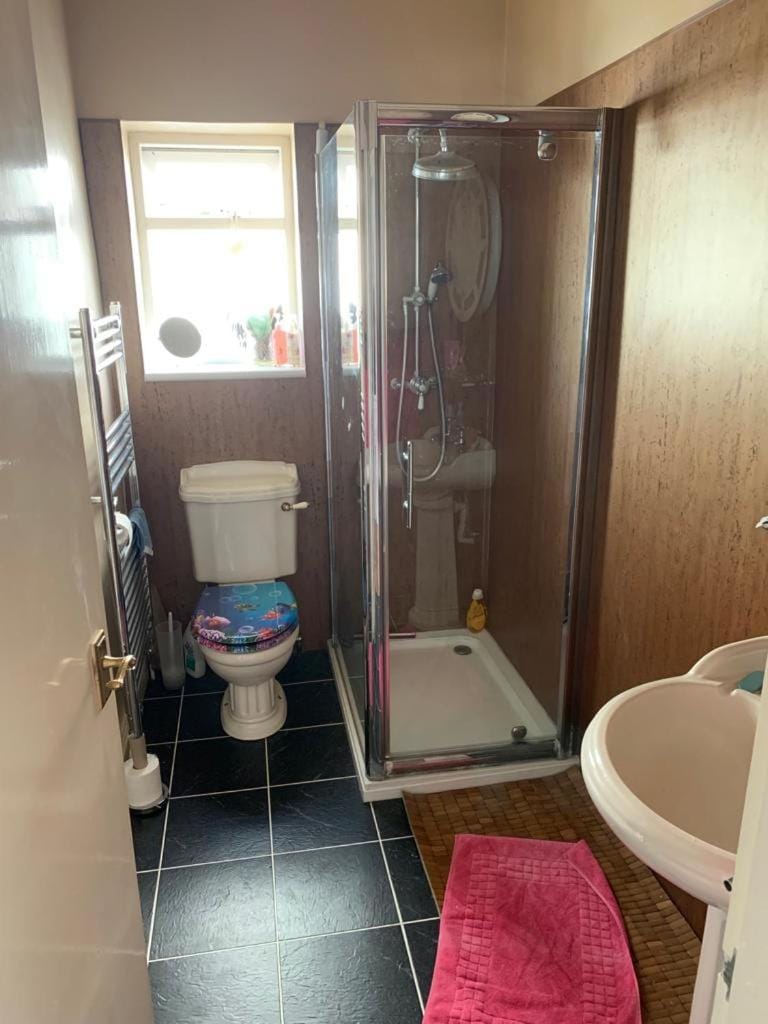 Shower, Toilet, Bathroom
